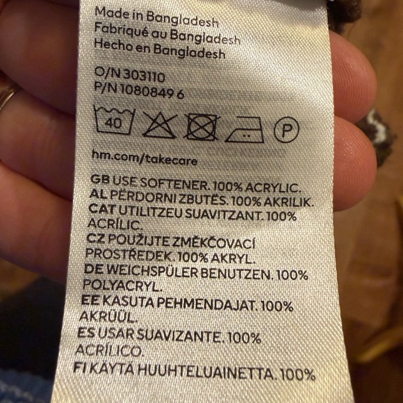 Divided by H&M Women’s Brown Sweater Vest Size XS Preppy School Girl Academia - Picture 7 of 10